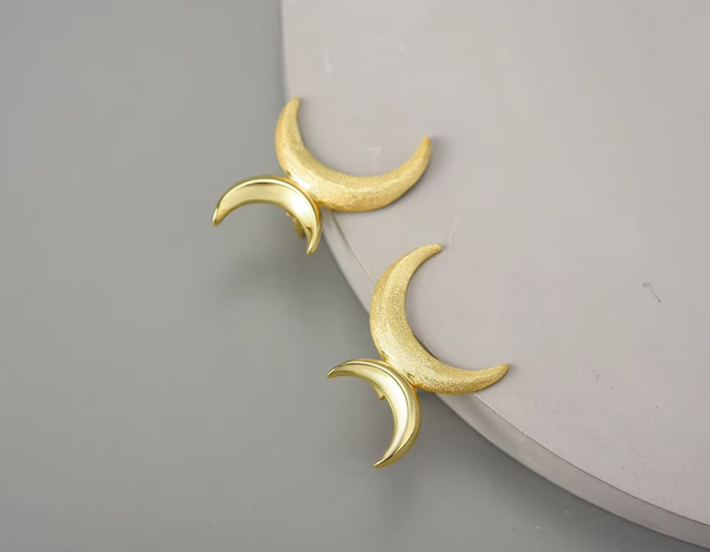 Asymmetrical Double Moon Stud Earrings